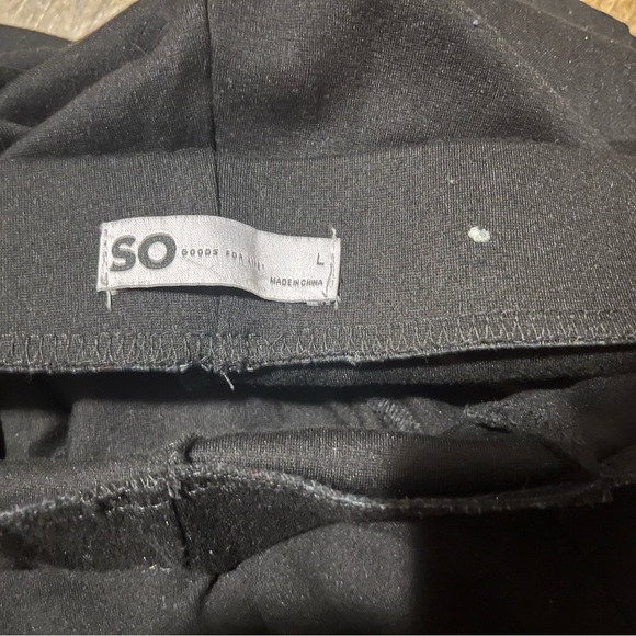 SO Fave High-Rise Flare Leggings Black Size Large - Picture 2 of 2